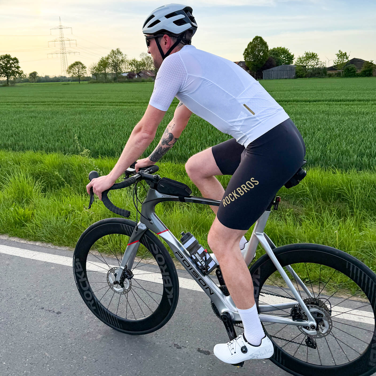 Men’s Seamless Summer Cycling Bib Shorts Double‑Arrow Elastic Interface Pad Wright Pro - Image 9